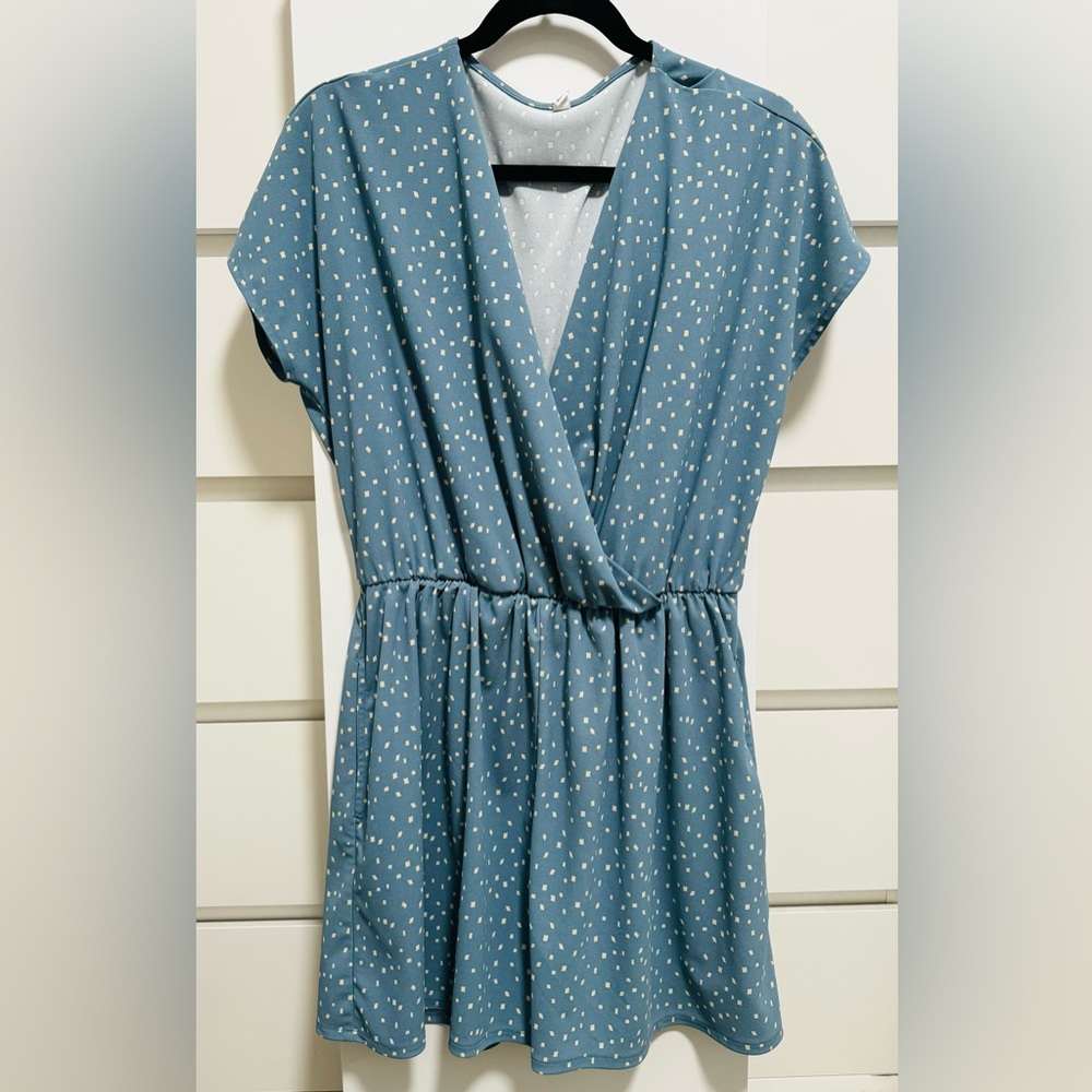 Uniqlo Crepe Jersey Short-Sleeve Romper with Pockets